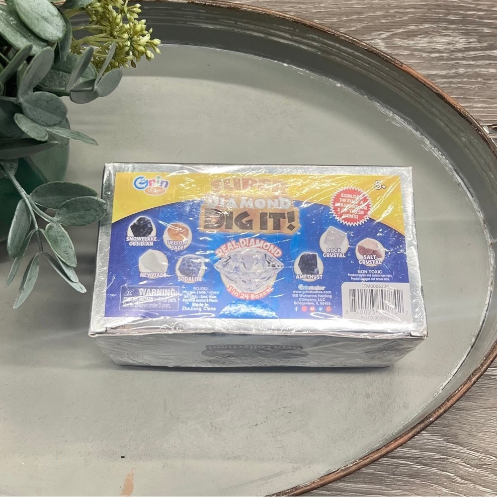Super Diamond Dig It REAL DIAMOND in 1 of 24‎ Boxes by Grin Studios - NEW